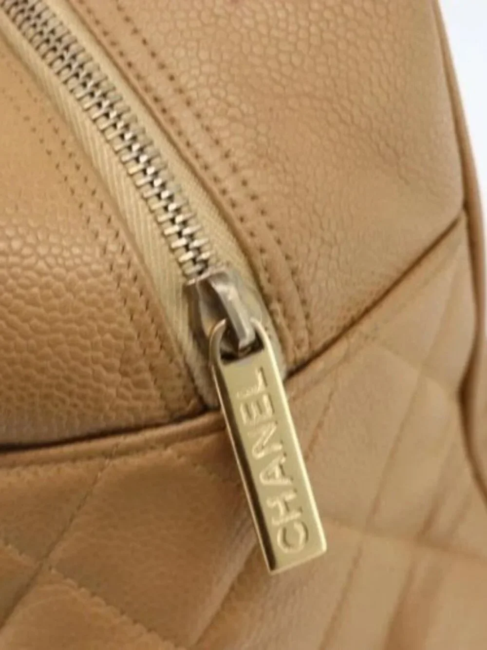 CHANEL Matelasse Boston Bag Grained Calf Skin Beige Gold CC Auth mr2295